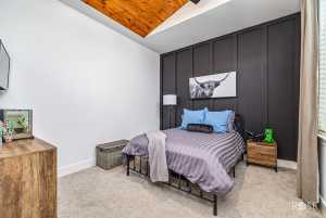 1937 Overhill Dr (27)