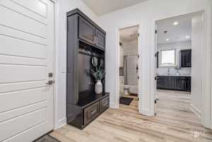 1937 Overhill Dr (28)