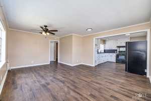 2105 Coleman St (3)
