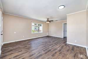 2105 Coleman St (5)