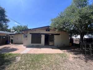 2413 Guadalupe St (8)
