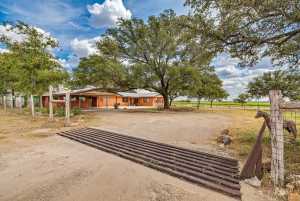 714 Hohmann Rd