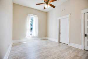 301 S Monroe St (25)