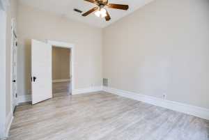 301 S Monroe St (26)