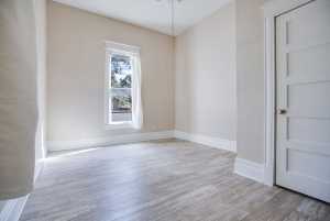 301 S Monroe St (30)