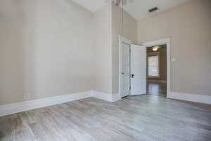 301 S Monroe St (31)