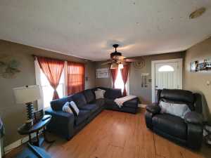 1403 N Broadway St (3)