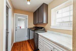 307 E 12th St (26)