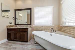 6014 Kingsbridge Dr (44)