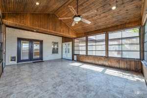 6014 Kingsbridge Dr (47)