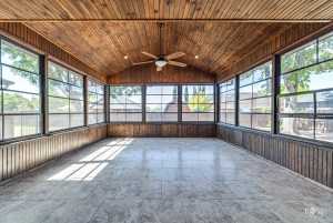 6014 Kingsbridge Dr (48)
