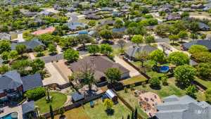 6014 Kingsbridge Dr (9)