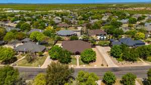 6014 Kingsbridge Dr (16)