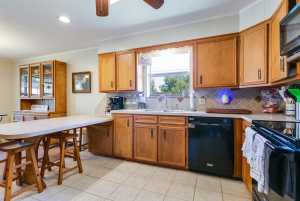 906 Country Club Dr (10)