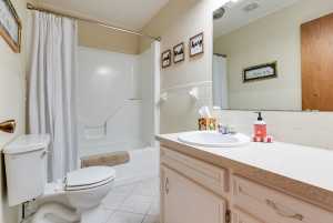 906 Country Club Dr (13)