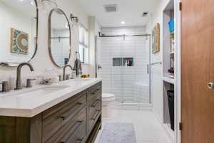 906 Country Club Dr (16)