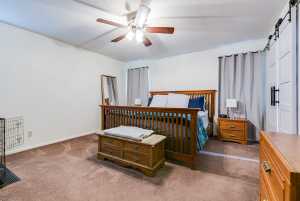 906 Country Club Dr (18)