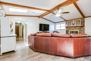 906 Country Club Dr (6)