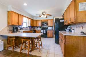 906 Country Club Dr (9)