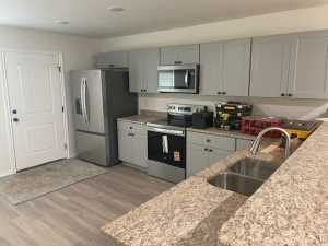 106 W Ave S (3)