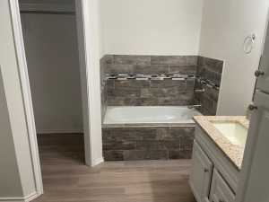 106 W Ave S (5)