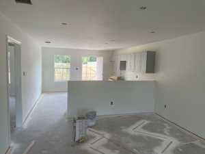 106 W Ave S (7)