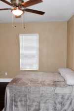1122 E 20th St (27)