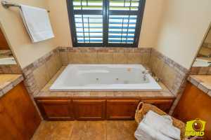 6013 Stratford Ave (30)