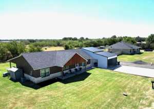 110 Vick Dr (2)