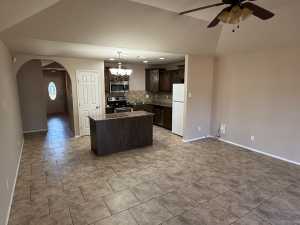 1518 Mayse St (2)