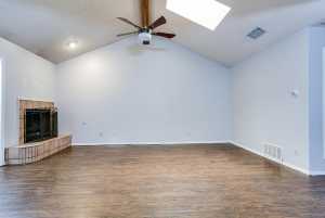 2213 Valleyview Blvd (8)