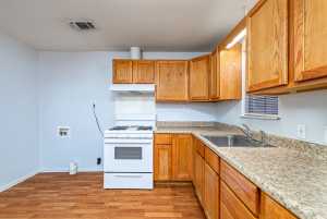 1001 W Tarver St (11)