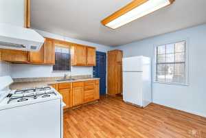 1001 W Tarver St (12)