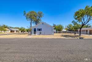 1001 W Tarver St (19)