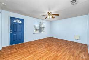 1001 W Tarver St (7)