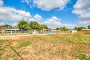 1008 Country Club Rd (32)