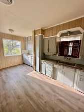 311 S Jackson St (15)