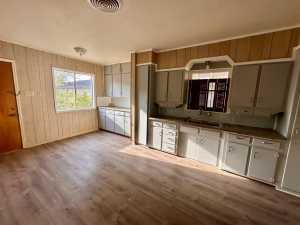 311 S Jackson St (5)