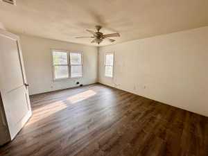 311 S Jackson St (6)