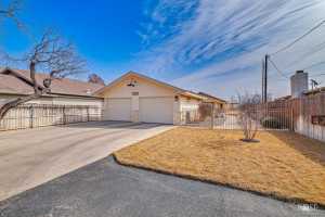 1820 Shady Point Circle Dr (3)