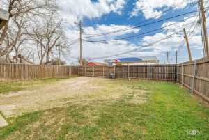 1726 S Park St (26)