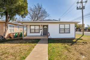 1726 S Park St (30)