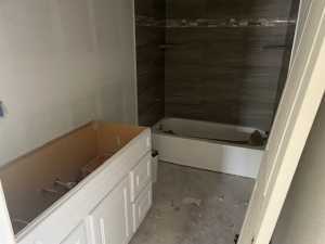 102 W Ave S (5)