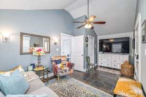 4497 Holland St (9)