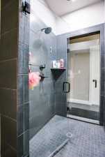 4529 Old Stone Dr (40)