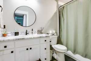 4529 Old Stone Dr (27)