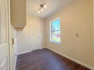 3817 Hillcrest Dr (36)