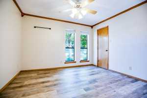 3325 Shadyhill Dr (25)
