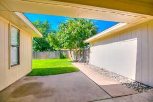 3325 Shadyhill Dr (28)