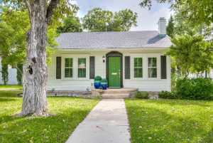 1117 Algerita Dr